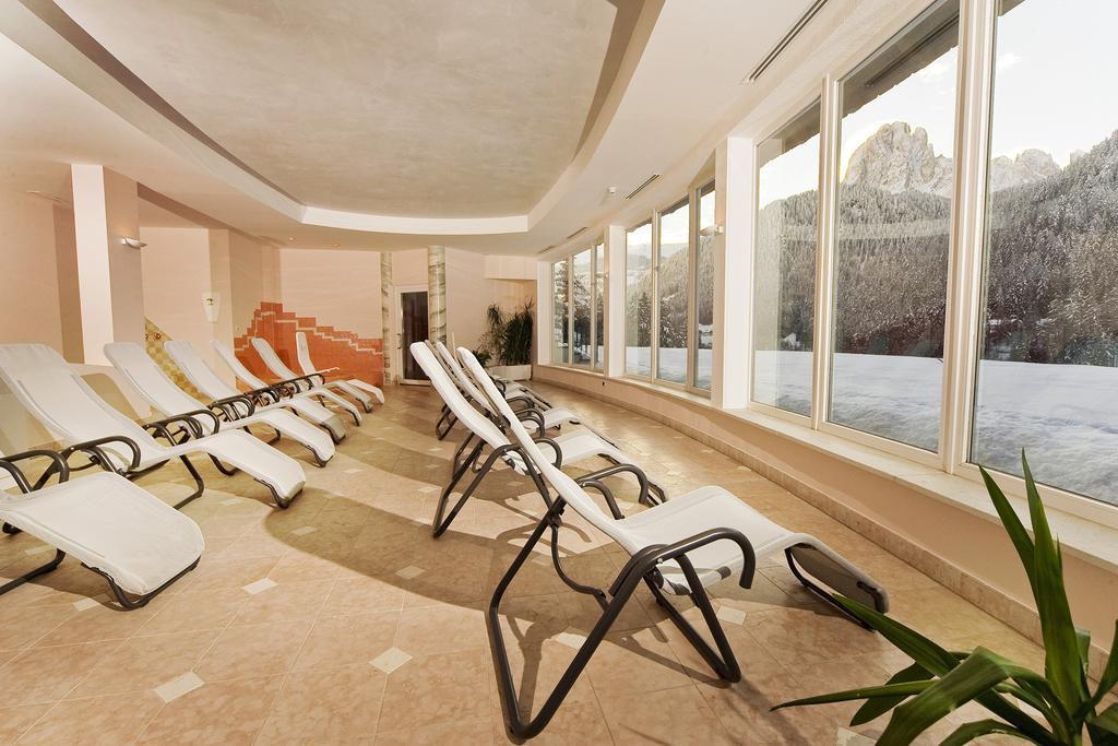 Diamant Spa Resort Santa Cristina Val Gardena Exterior photo
