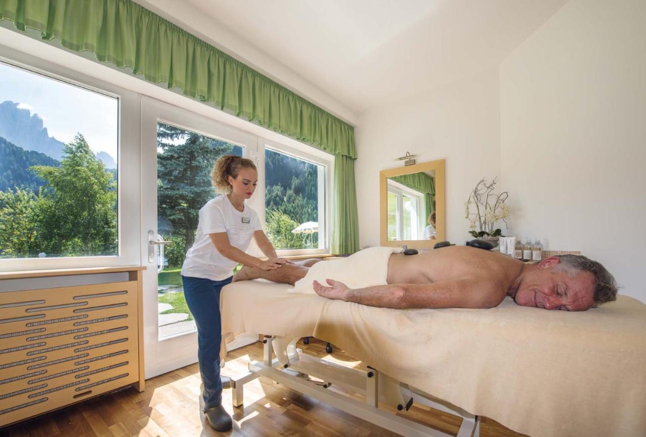 Diamant Spa Resort Santa Cristina Val Gardena Exterior photo